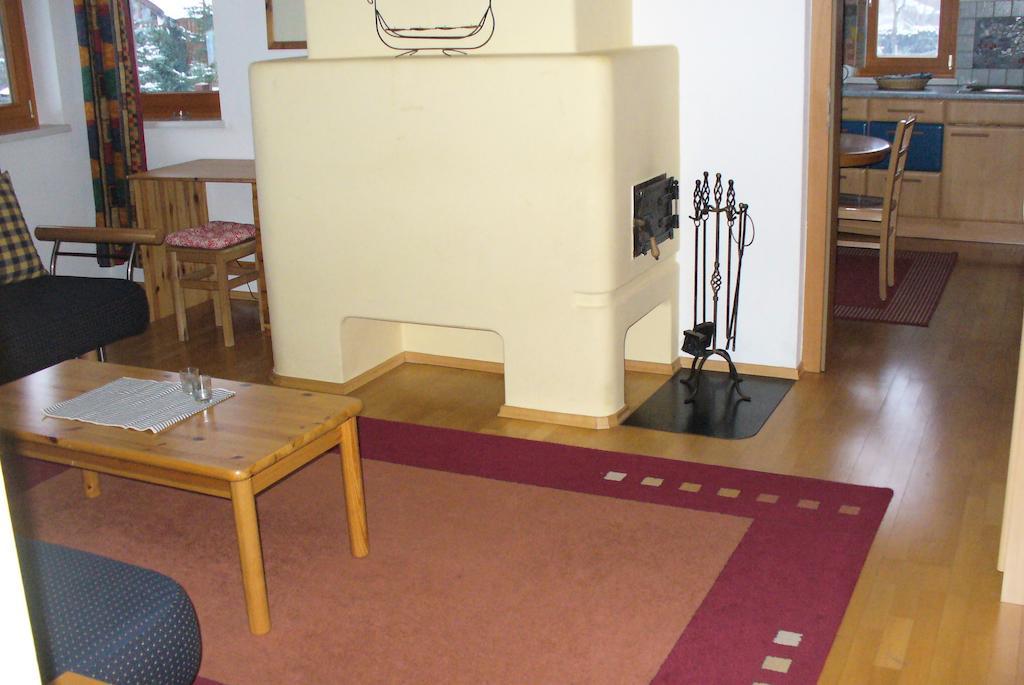 Golf & Ski Appartements Lesak Zell am See Room photo